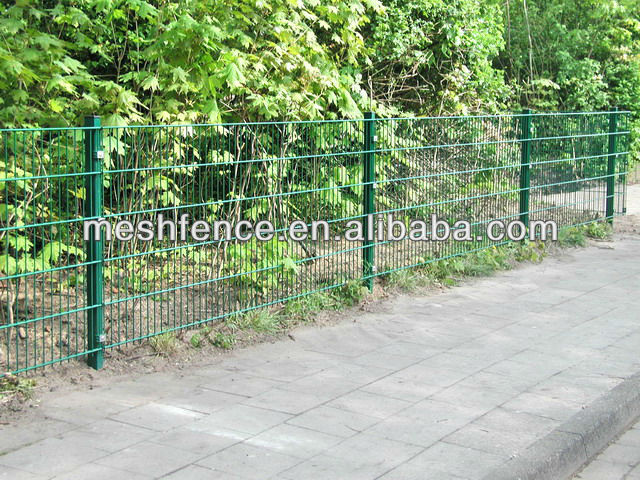 пвх покрытием безопасности двойной забор сетка панели( sales2@china- металла- забор. ком)