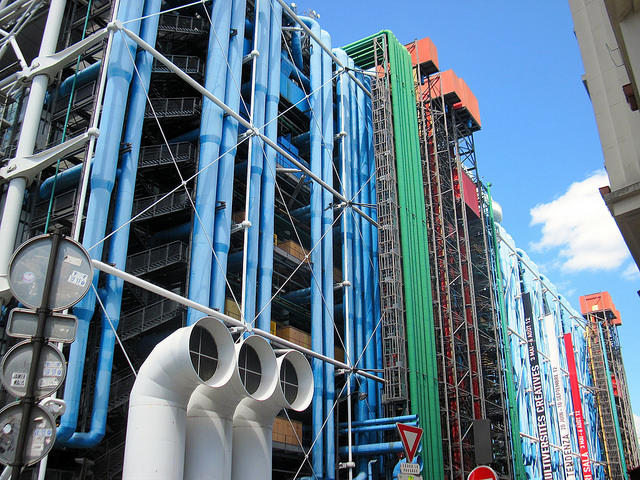 Color coded building services of Centre Pompidou